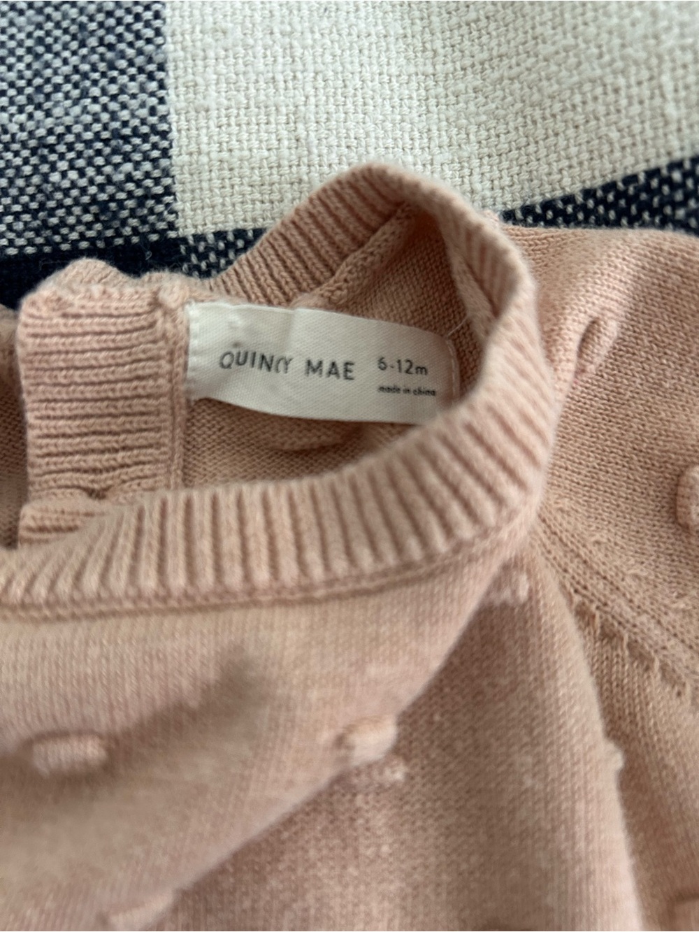 Quincy Mae 6-12 months bubble sweater and pants set tan - Picture 4 of 8